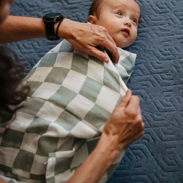 MACCIE wrap + nap bamboo muslin baby blanket/ swaddle