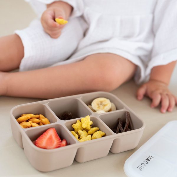 MACCIE cube+ cruz snackle box or freezer tray