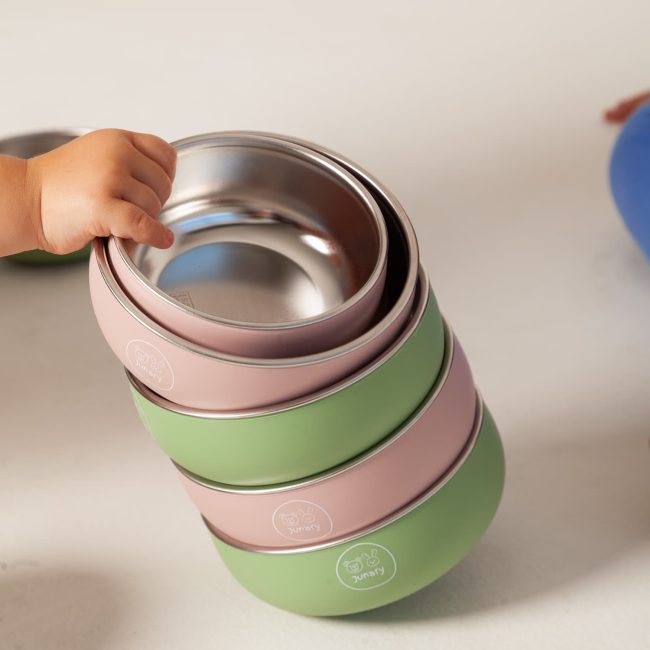 Stainless steel feeding bowls for babies and toddlers with removable silicone sleeves by Junary